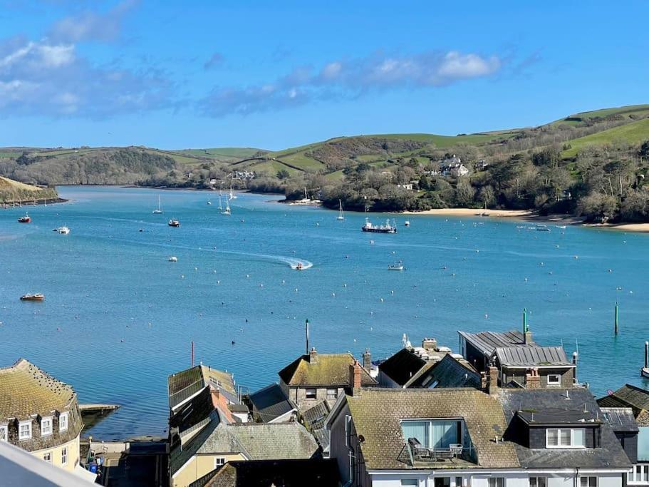 Salcombe - 2 Bedroom Flat, Fantastic Harbour Views 外观 照片